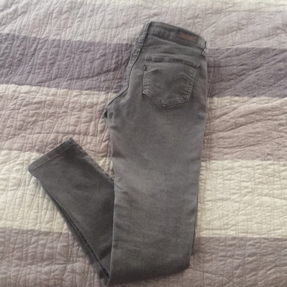 Skinny, grey Levi jeans